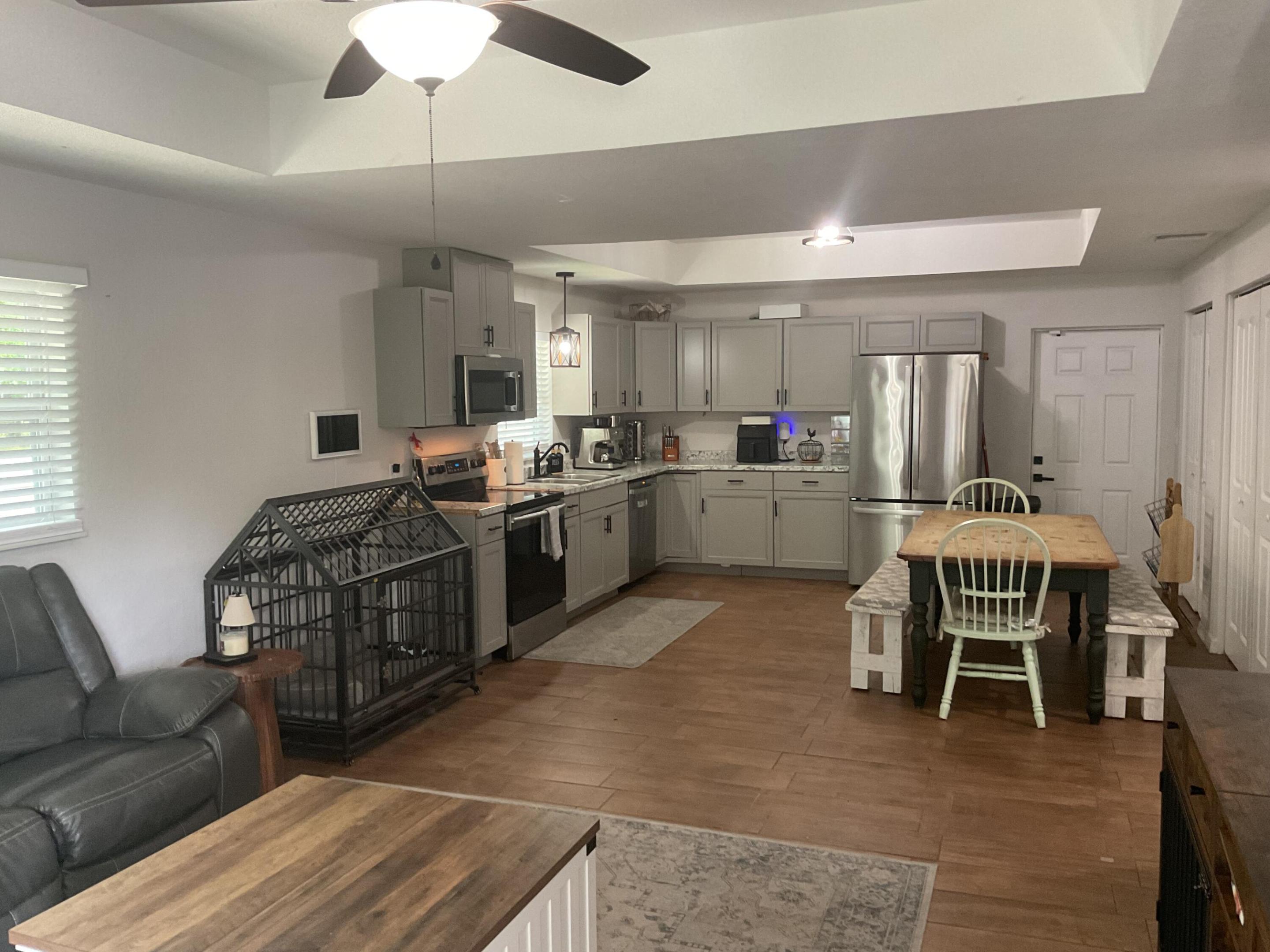 PETIT PARK - Residential