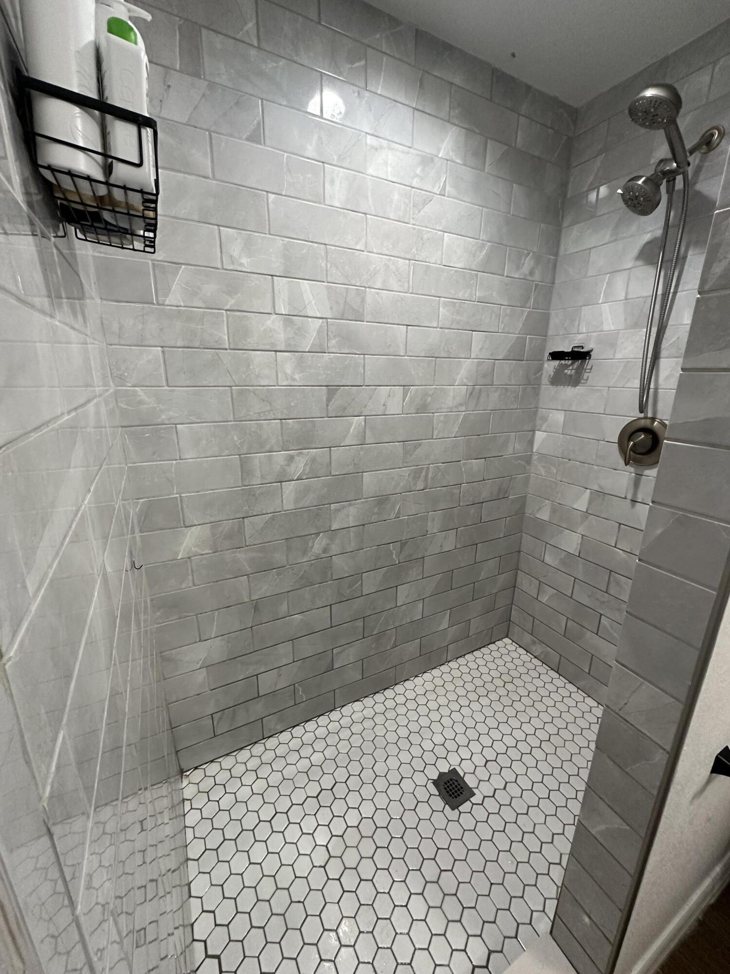 PETIT PARK - Residential