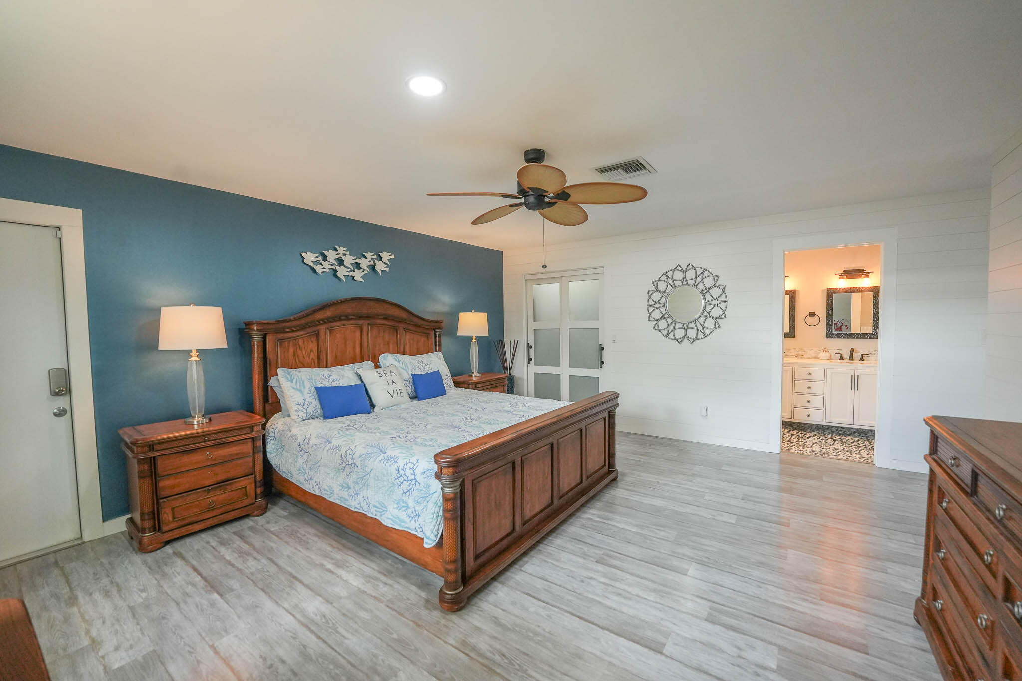 RUSTIC HILLS - Residential