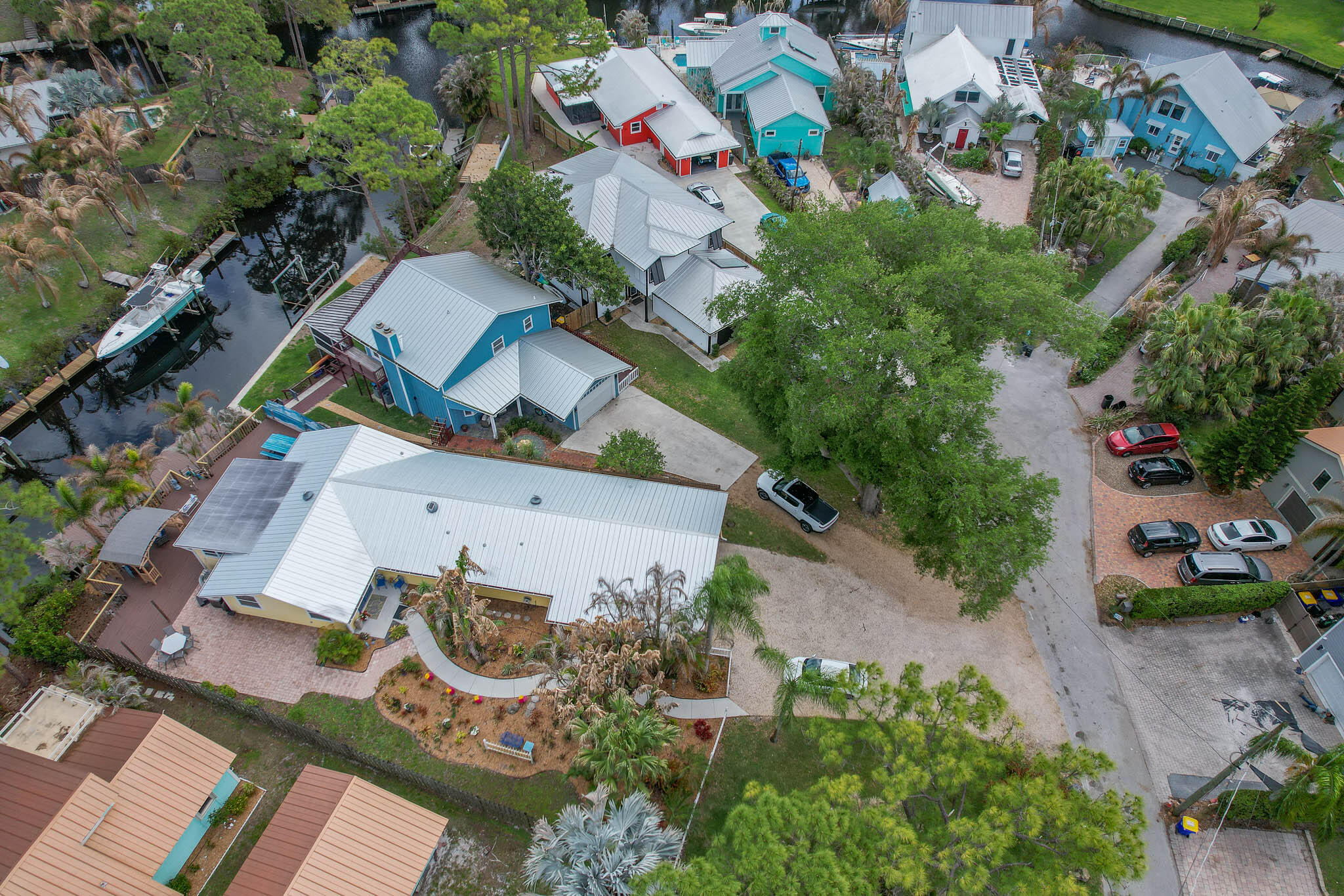 RUSTIC HILLS - Residential