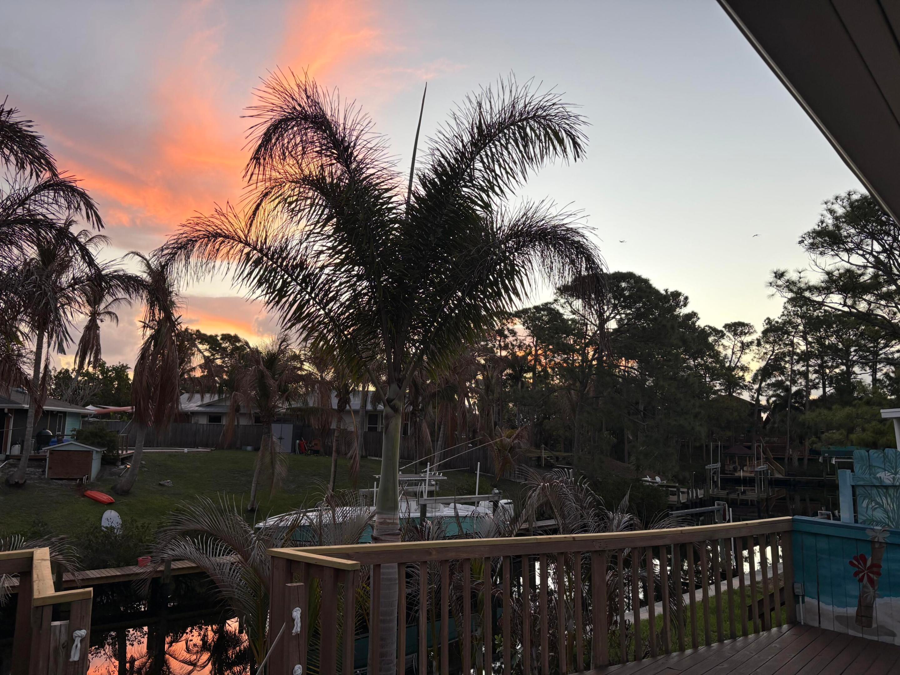 RUSTIC HILLS - Residential