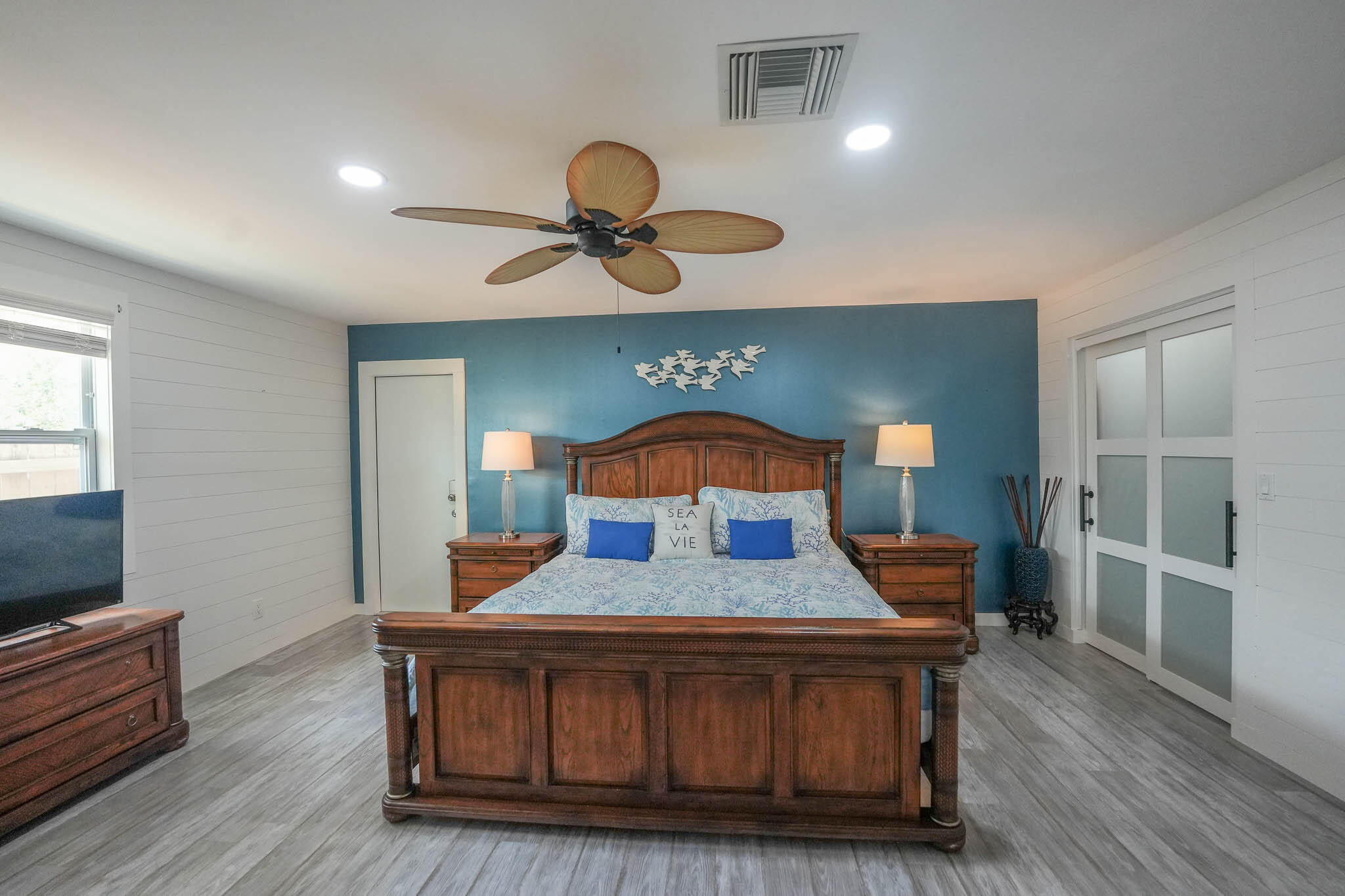 RUSTIC HILLS - Residential