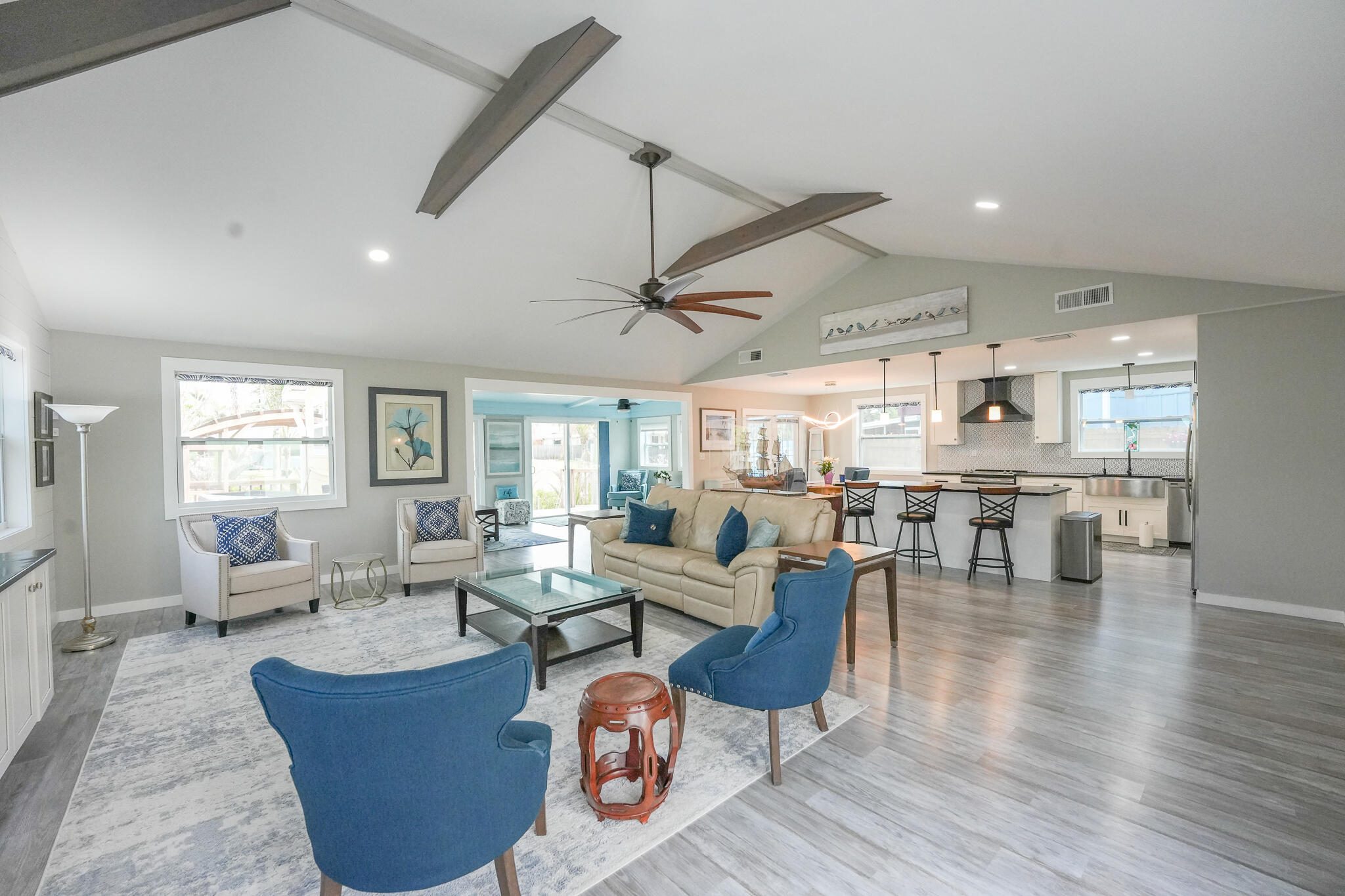 RUSTIC HILLS - Residential