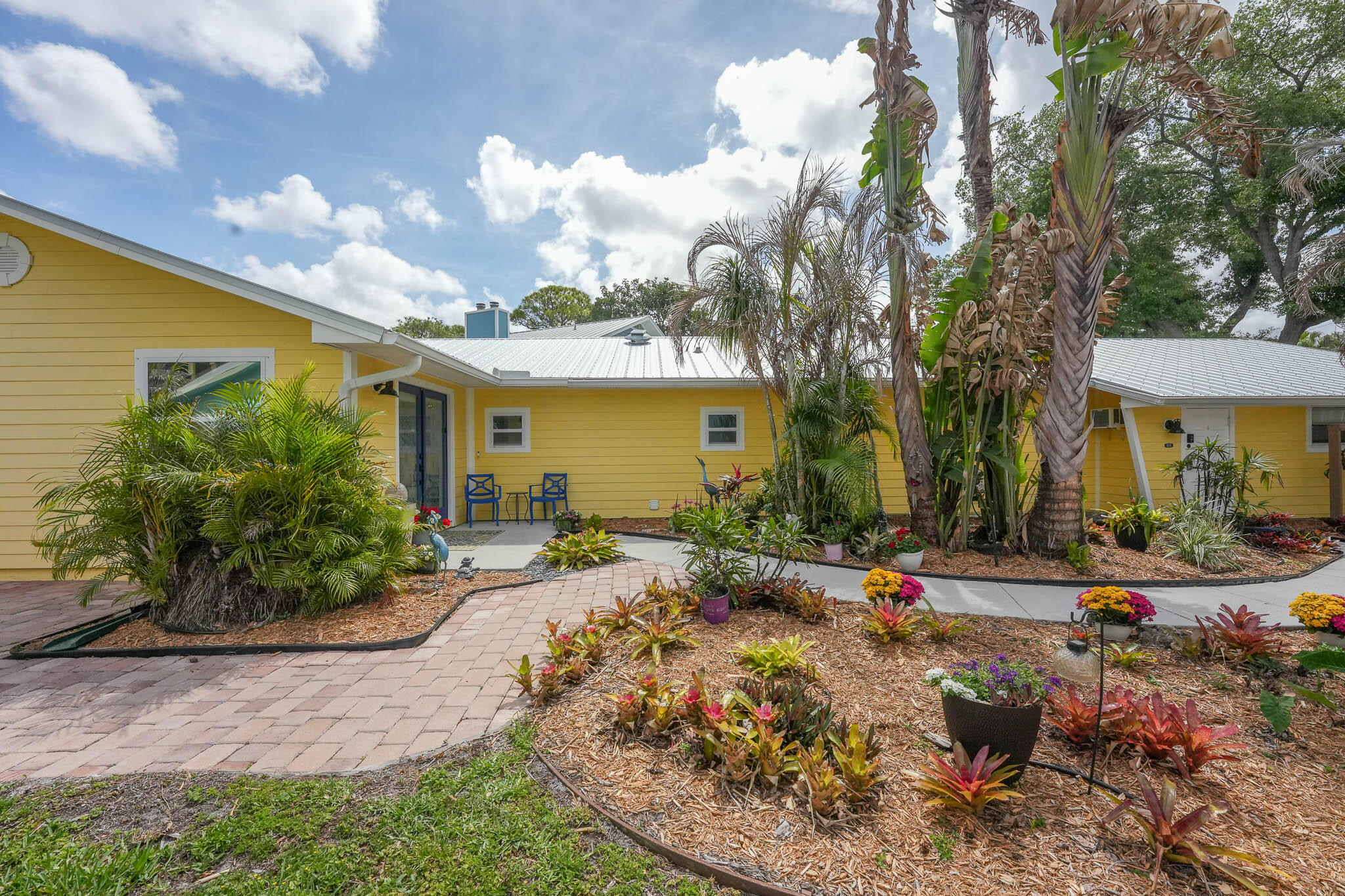 1341 SW Evergreen Lane