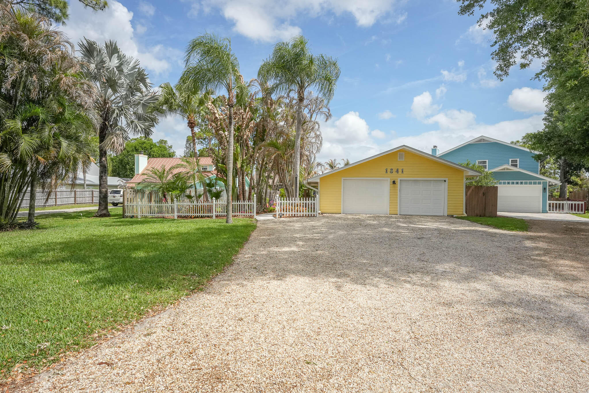 RUSTIC HILLS - Residential