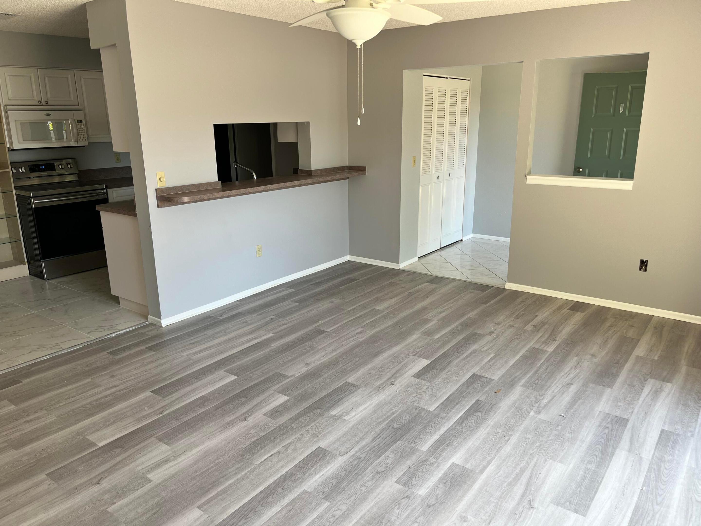 CINNAMON TREE - Residential Lease