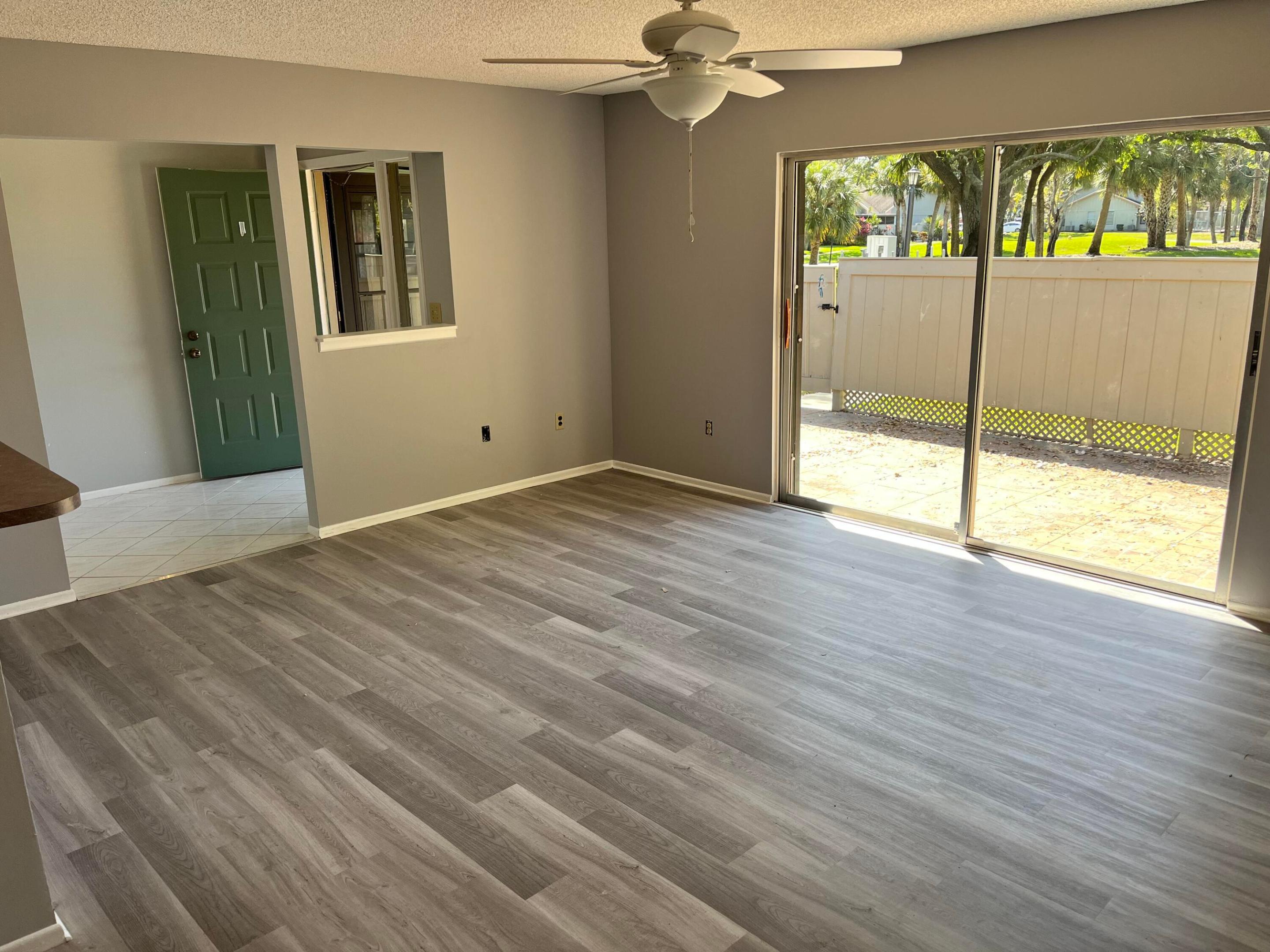 CINNAMON TREE - Residential Lease