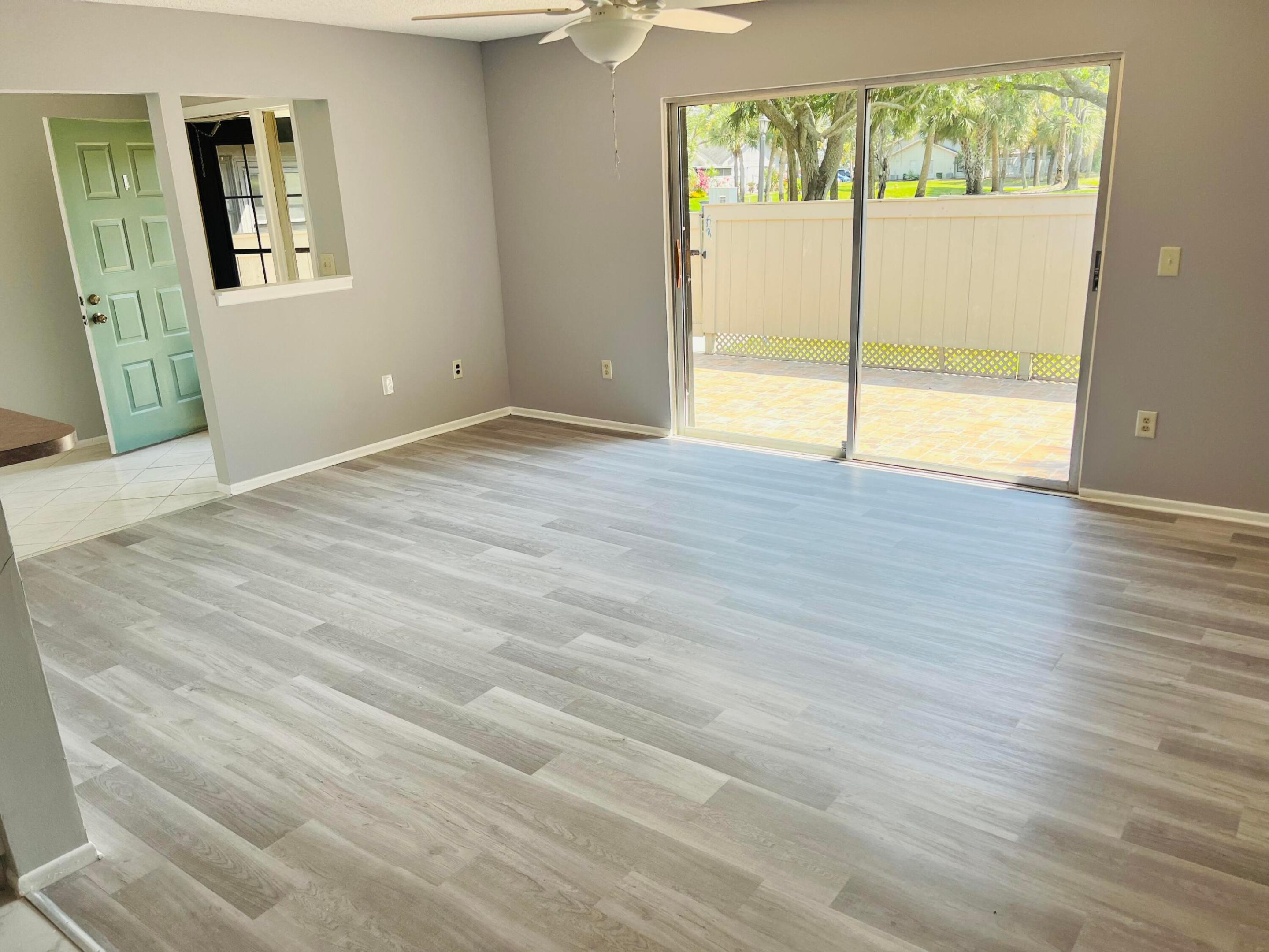 CINNAMON TREE - Residential Lease