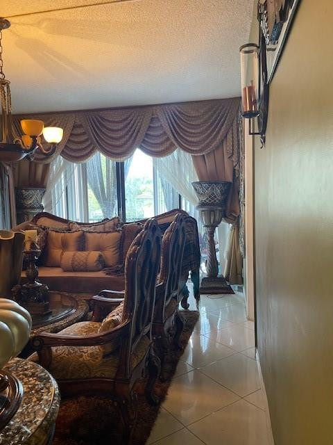 Country Club Manor C - Residential