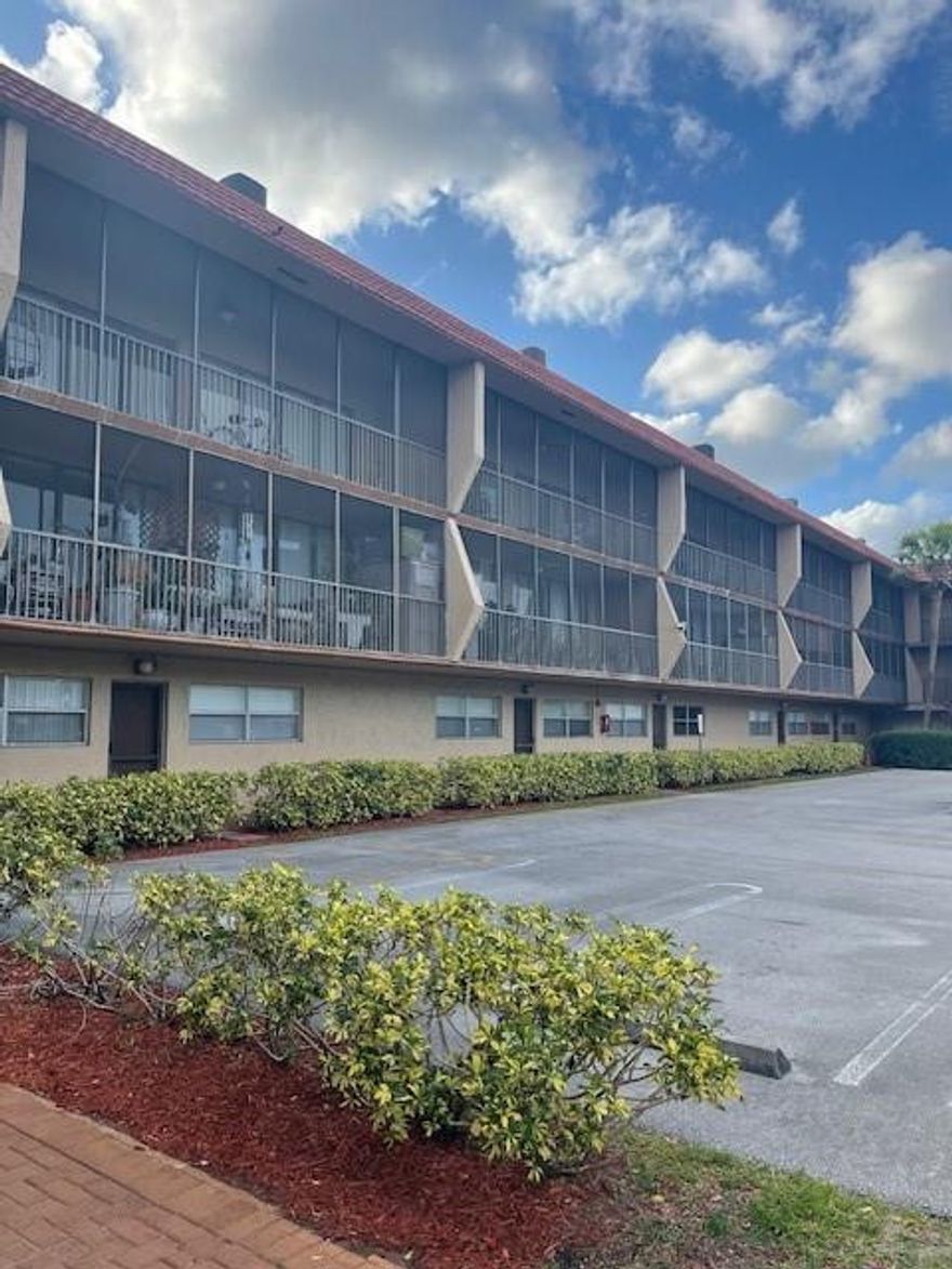 Stunning 3/2 condo in Coral Springs' heart and no membership fees. Abundant natural light, ceramic floors, upgraded granite kitchen with high-end appliances, pantry, and breakfast space. Oversized primary bedroom with large closet and spa bath; second bedroom with private bath access for multigenerational living; versatile third bedroom. Includes large screened balcony, new AC, and impact windows.