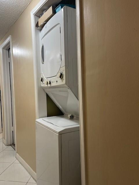 Country Club Manor C - Residential