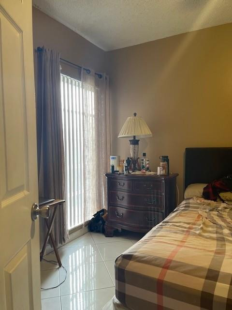 Country Club Manor C - Residential