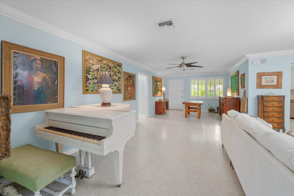 Photo of 117 E Riverside Drive, Jupiter, FL 33469 (MLS # R10941759)