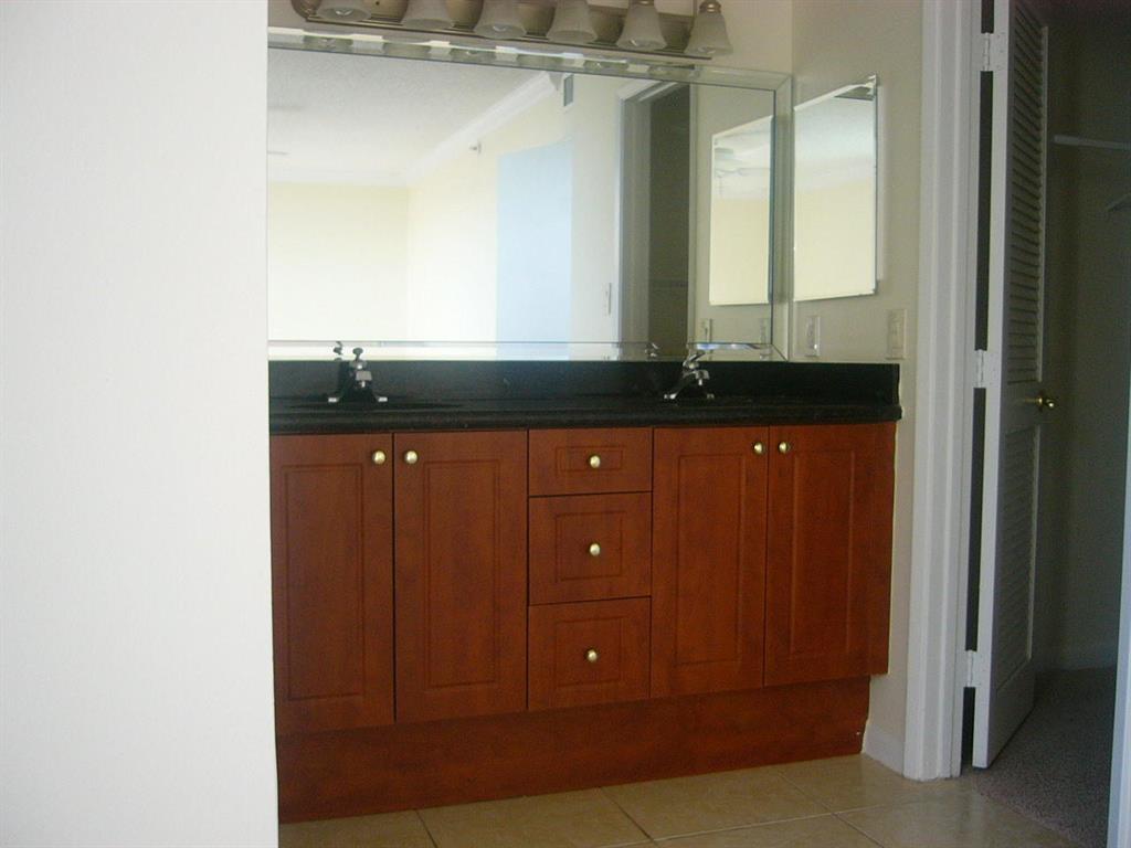 lakeside of delray - Residential Lease