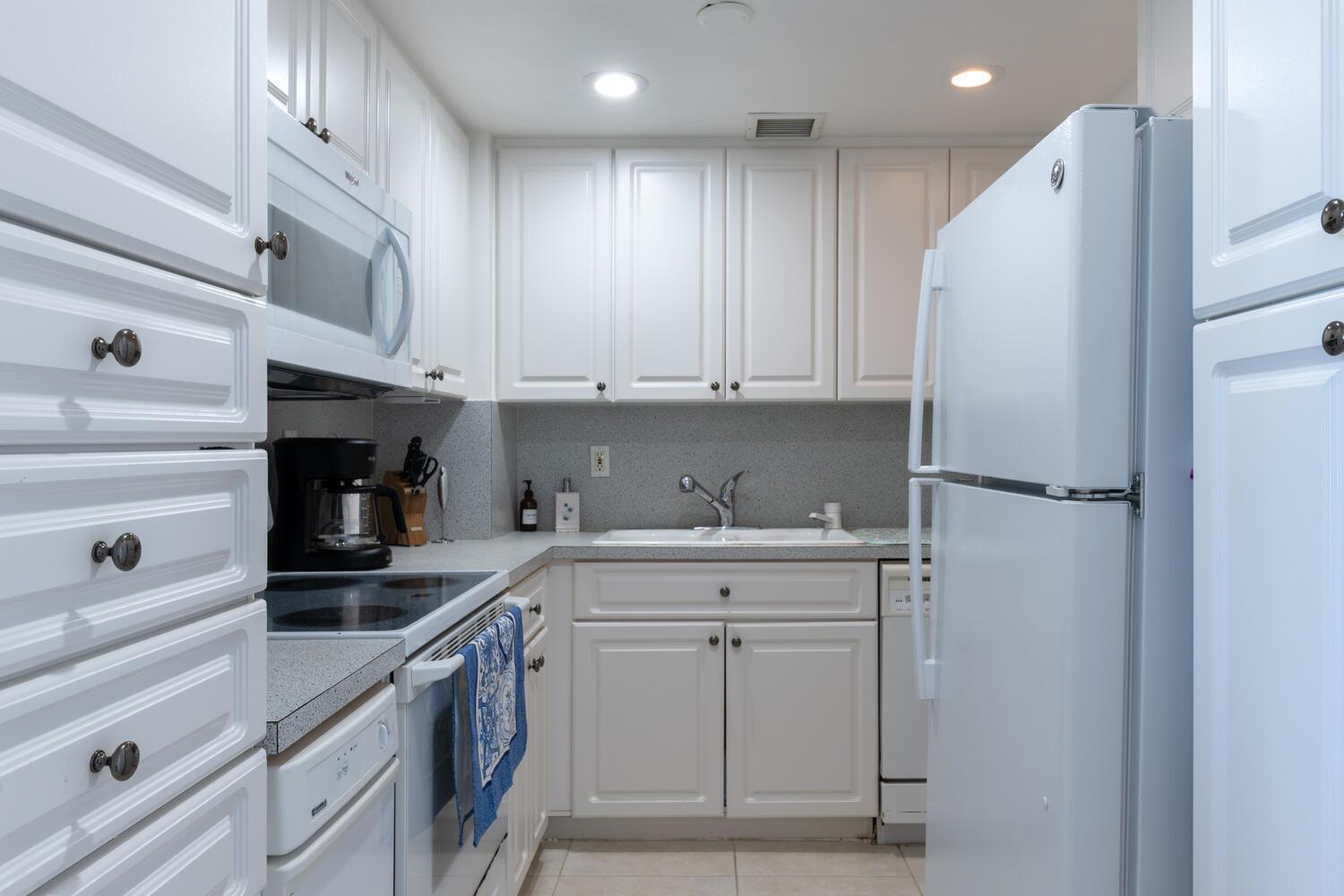 PORTOFINO CONDO PT OF LTS - Residential Lease