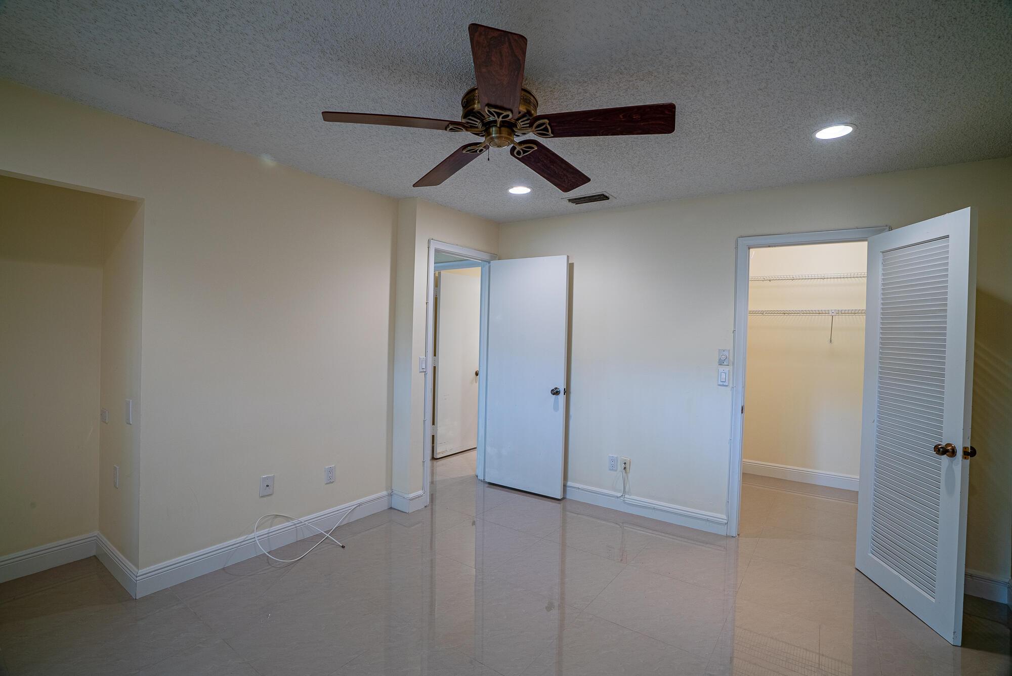 HORIZONS OF BOCA LAGO CON - Residential Lease