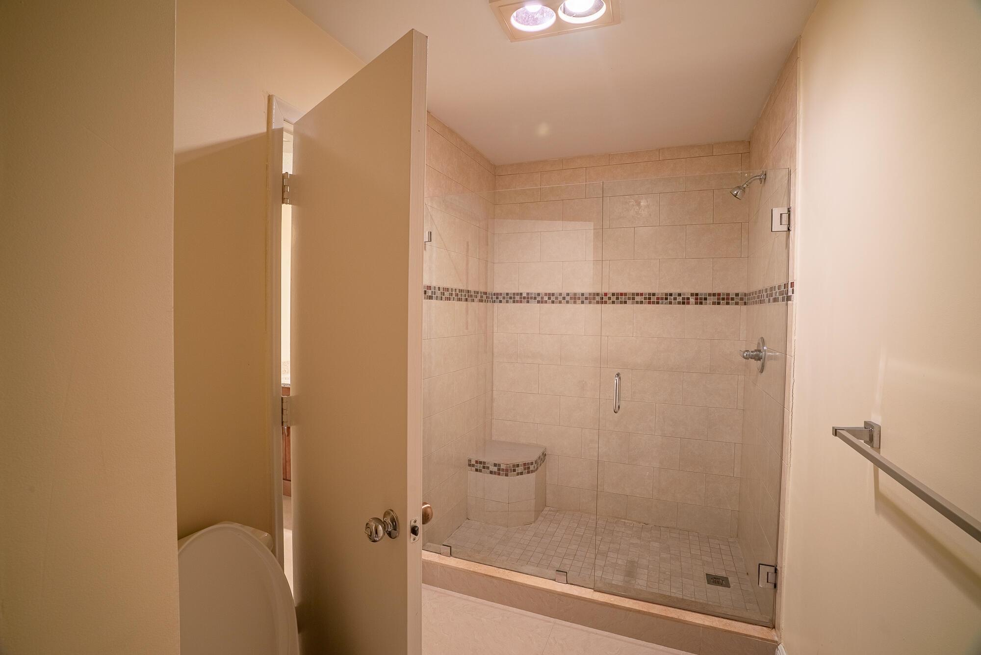 HORIZONS OF BOCA LAGO CON - Residential Lease