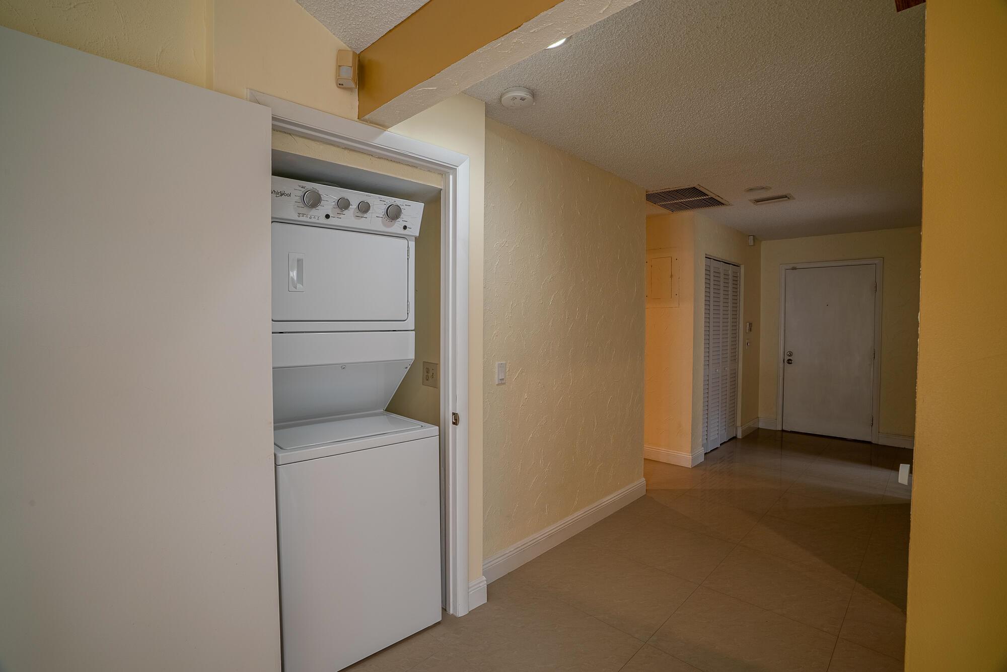 HORIZONS OF BOCA LAGO CON - Residential Lease