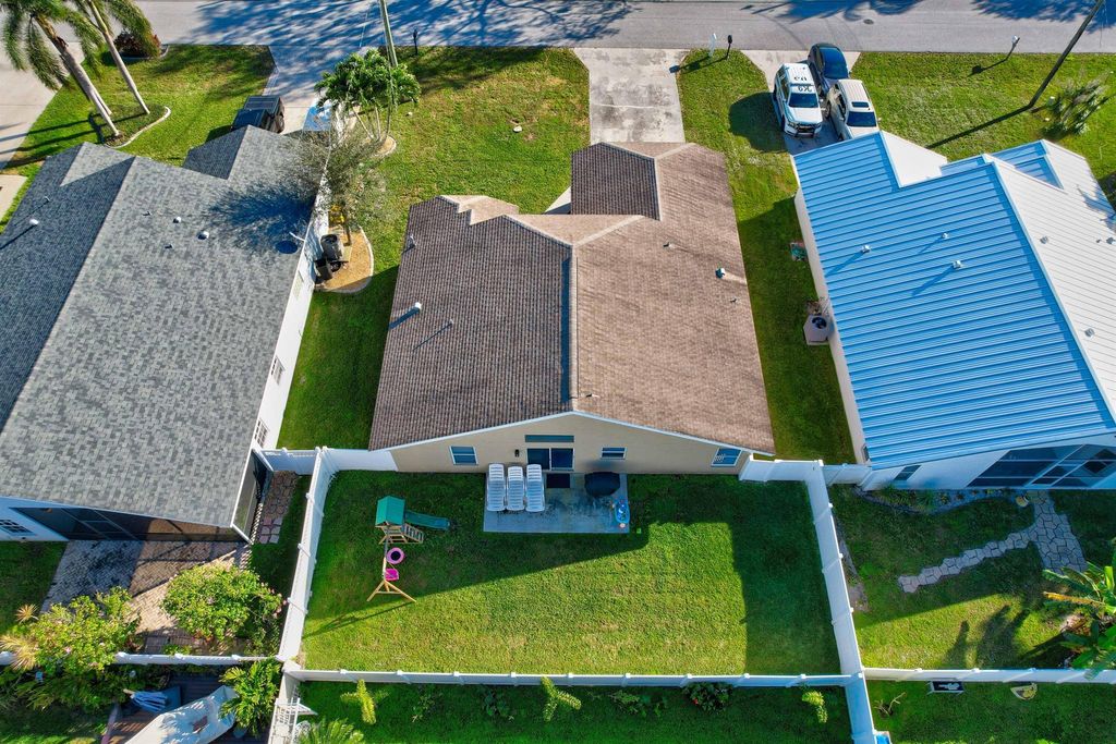 Photo of 6131 Robinson Street, Jupiter, FL 33458 (MLS # R10960473)