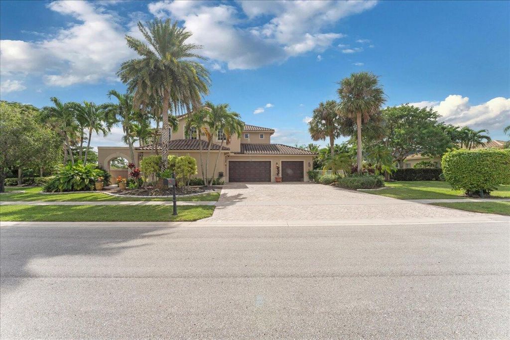 Photo of 11788 Knightsbridge Place, Wellington, FL 33449 (MLS # R11129696)