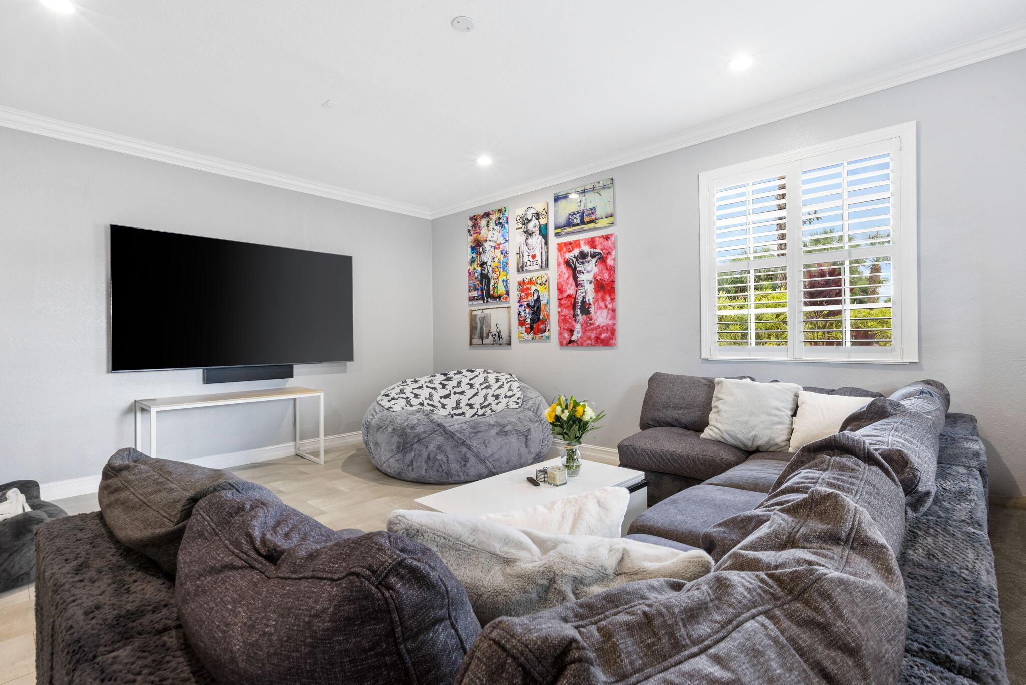 ISLES AT WELLINGTON 7 - Residential