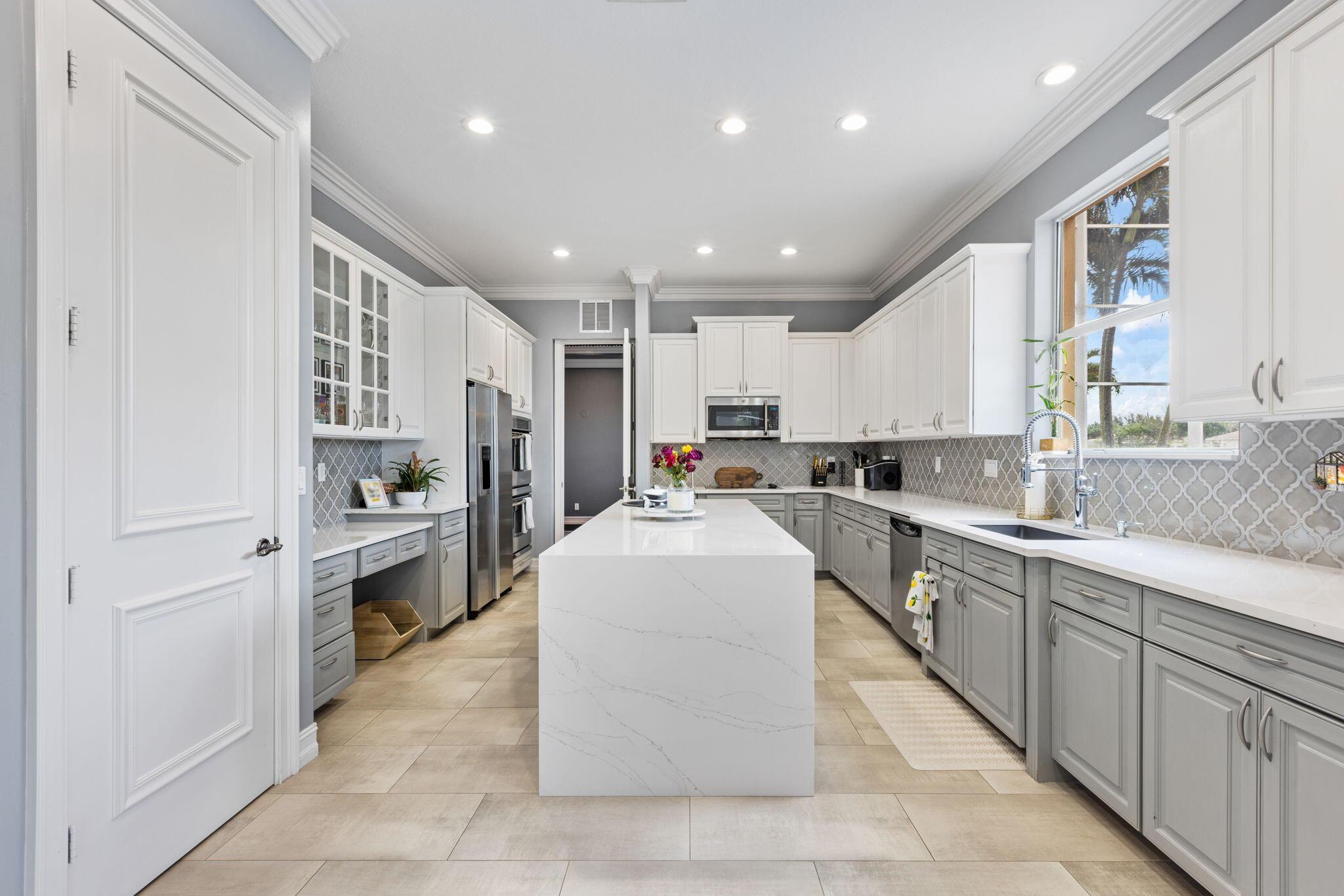 ISLES AT WELLINGTON 7 - Residential