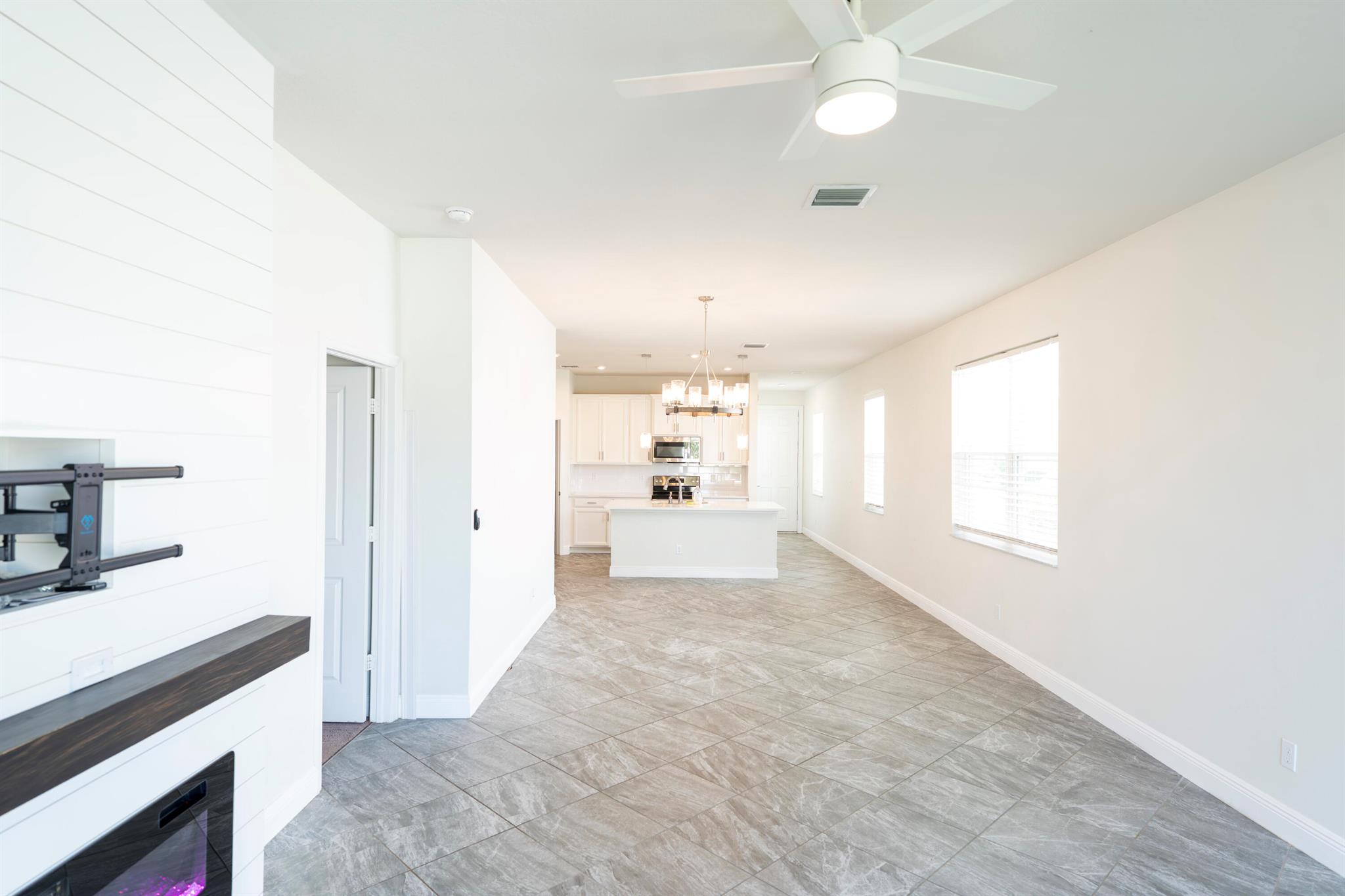 VERANO SOUTH - POD C - PL - Residential Lease