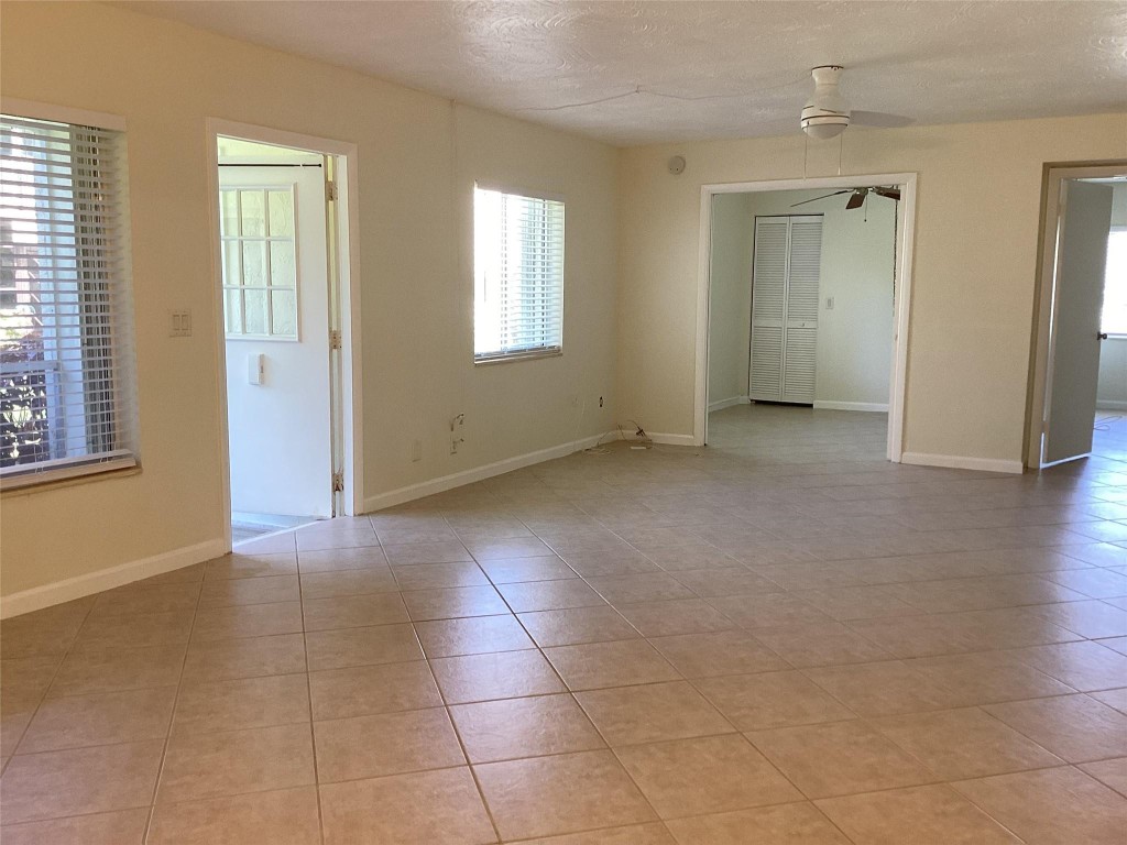 LA PINATA CONDO - Residential Lease