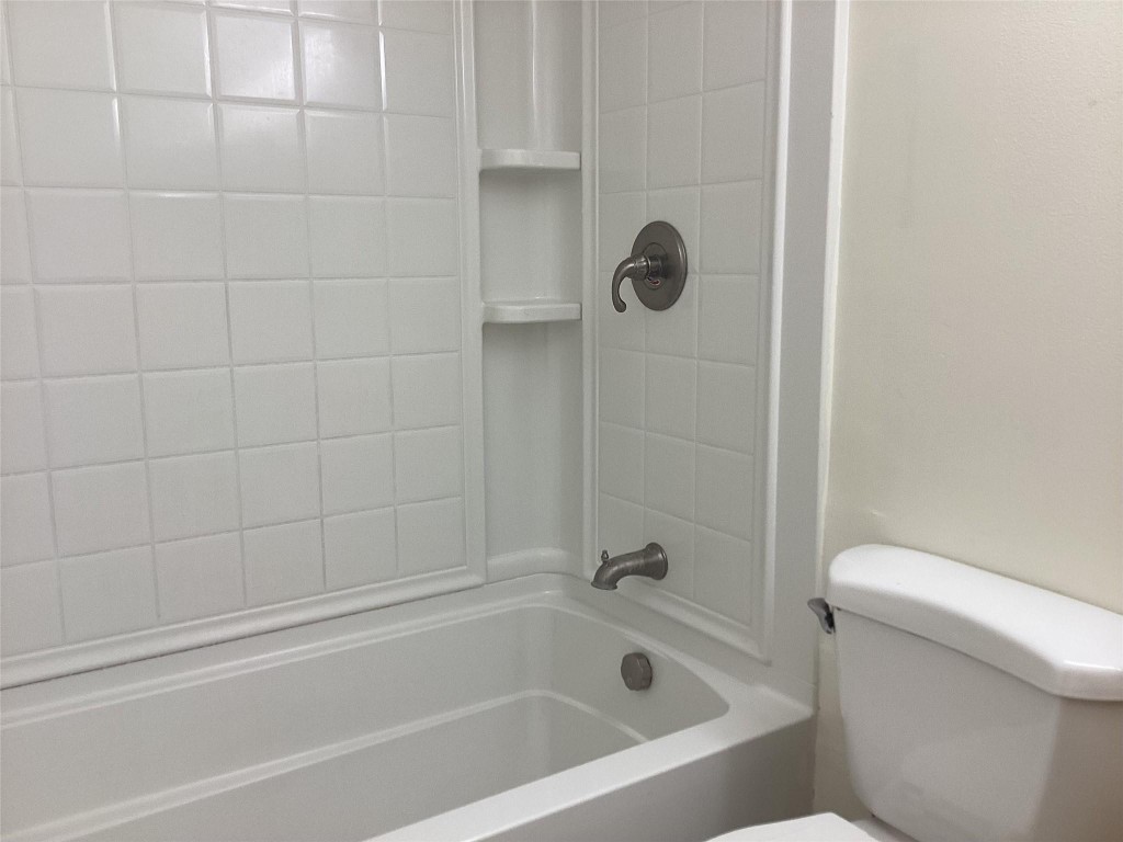 LA PINATA CONDO - Residential Lease