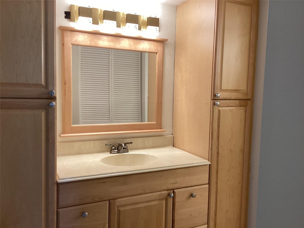 LA PINATA CONDO - Residential Lease