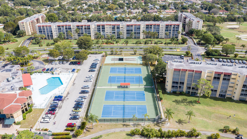 POINCIANA PLACE CONDO 1,2,8 AND 9 - Residential