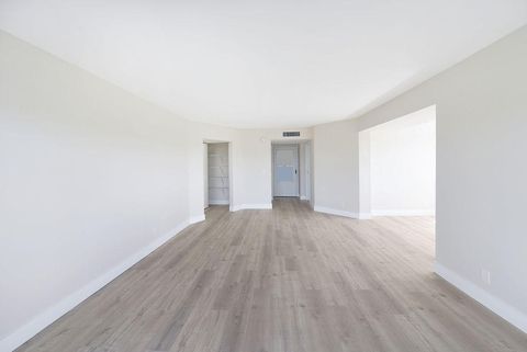 Tiny photo for 3590 Via #501, Lake Worth, FL 33467 (MLS # B26019041)