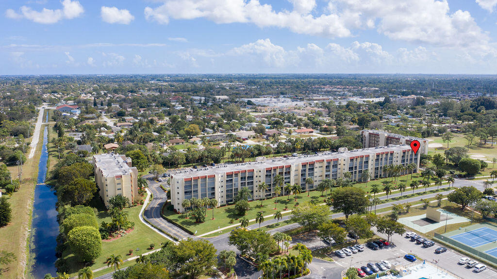 POINCIANA PLACE CONDO 1,2,8 AND 9 - Residential
