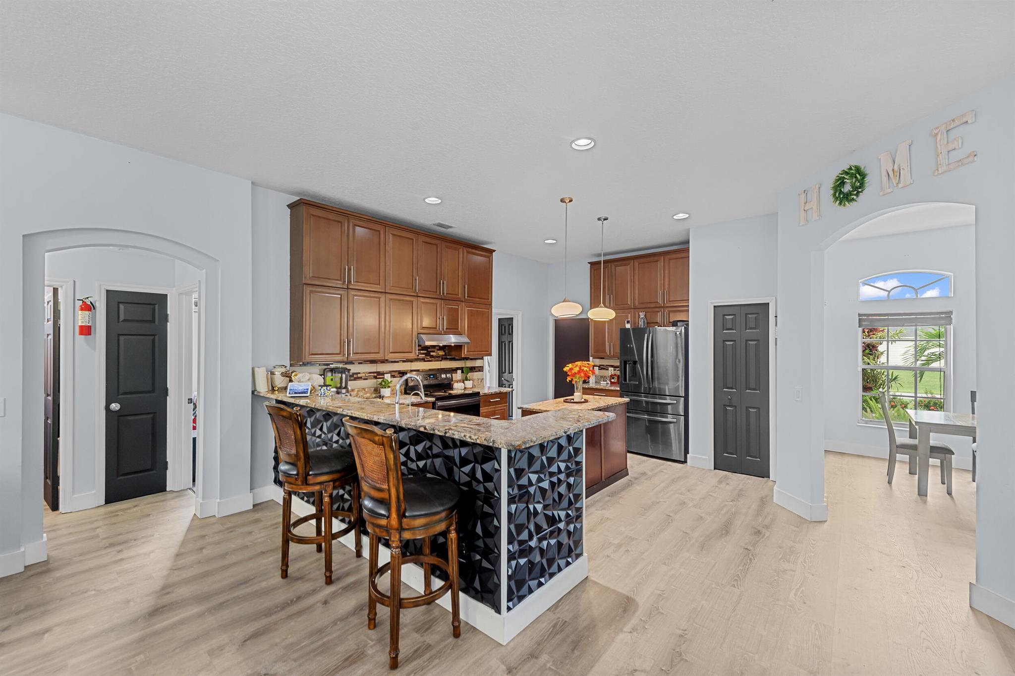 PORT ST LUCIE SECTION 41 - Residential Lease