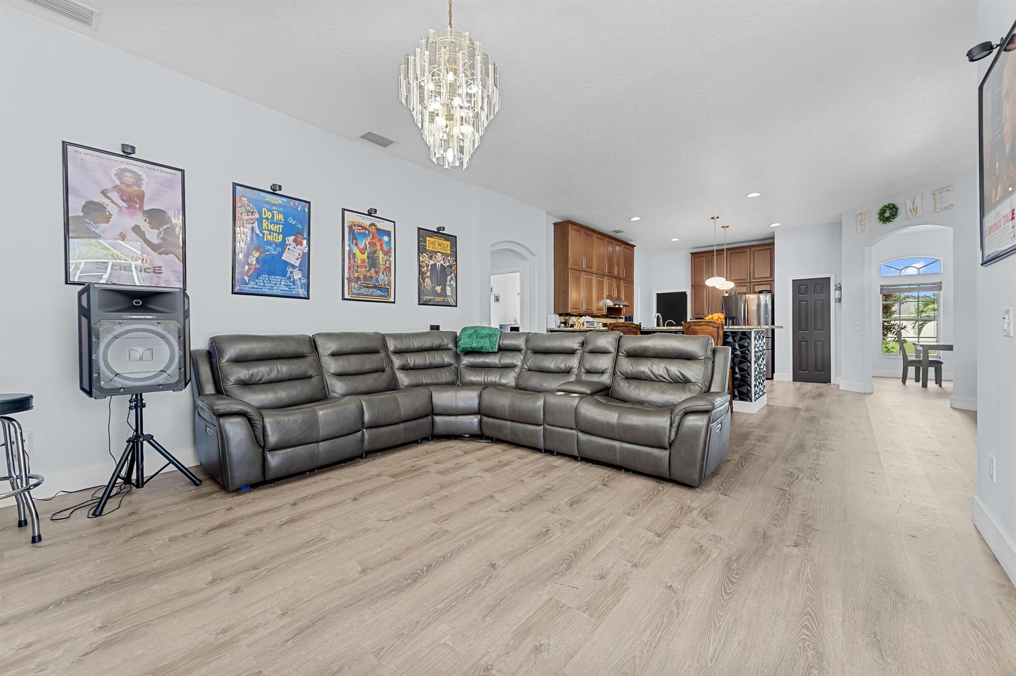 PORT ST LUCIE SECTION 41 - Residential Lease