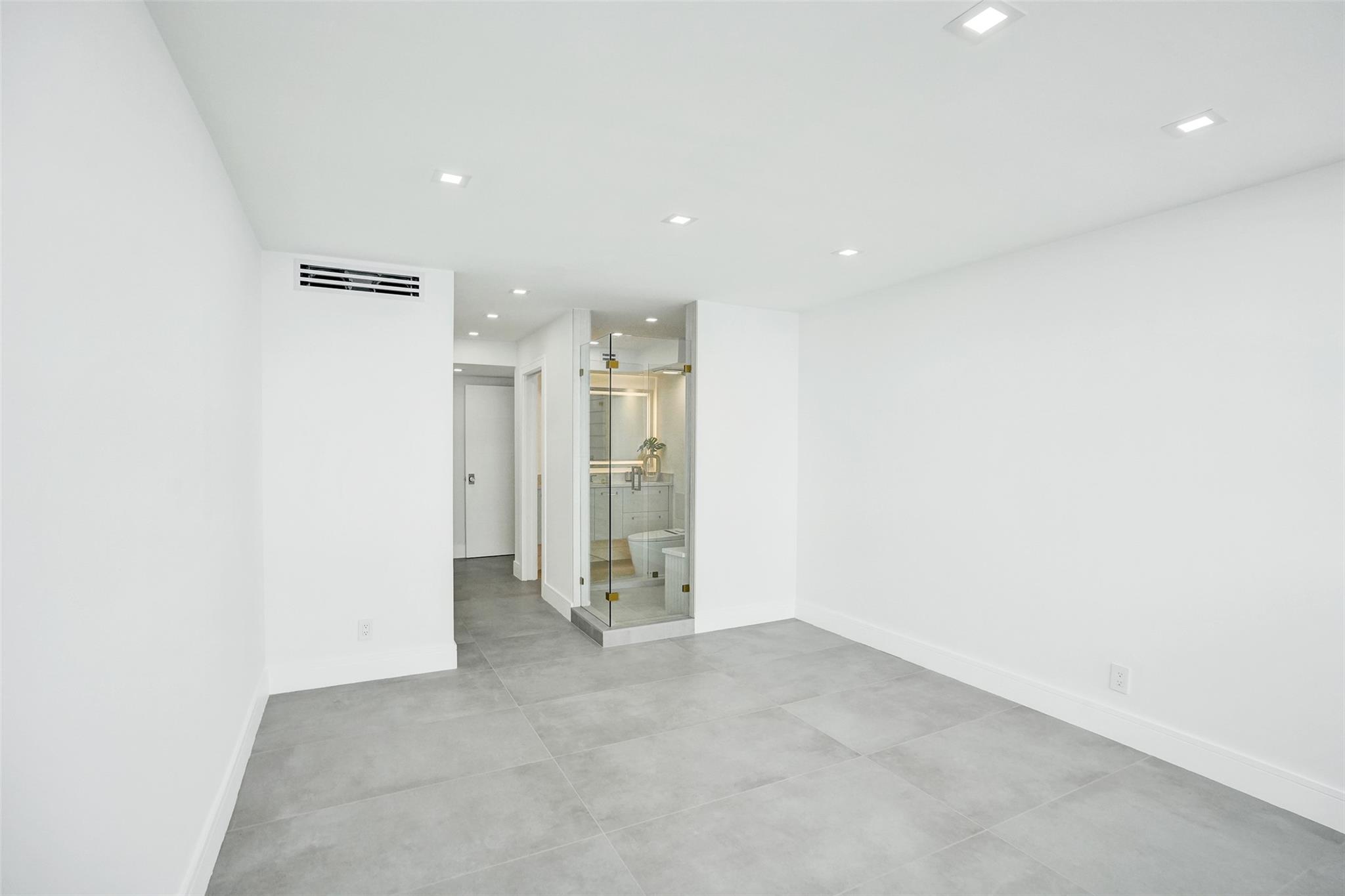 Seasons Condo - Residential Lease