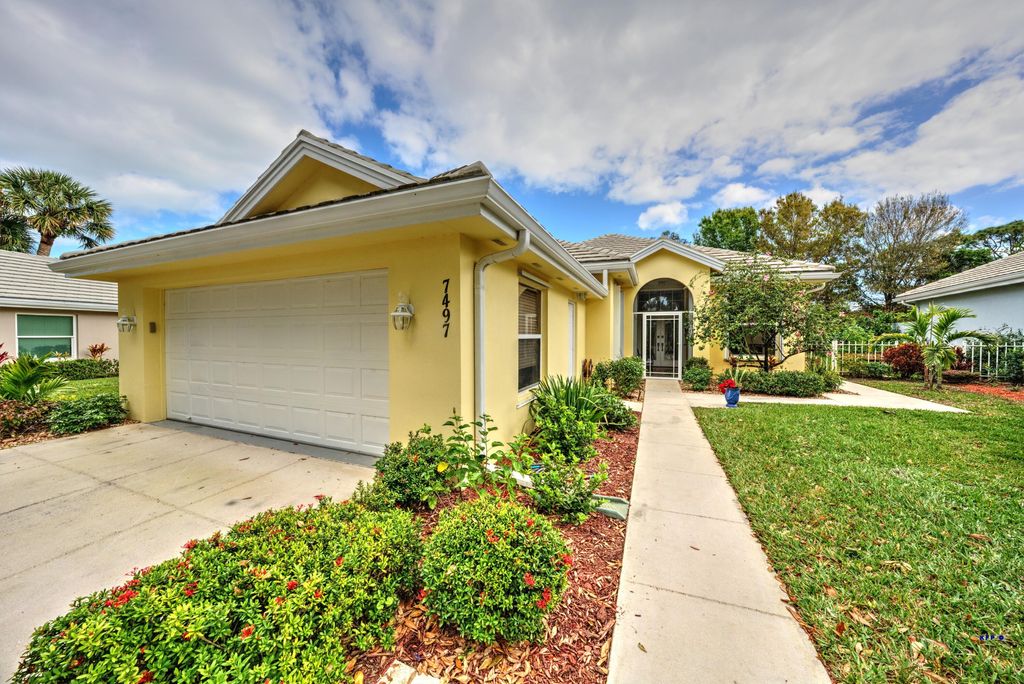 Photo of 7497 SE Autumn Lane, Hobe Sound, FL 33455 (MLS # R10959494)