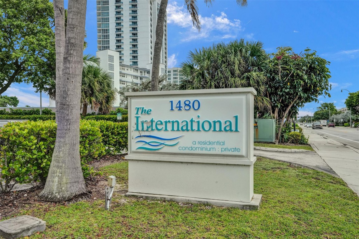 INTERNATIONAL STUDIO APT - Residential Lease