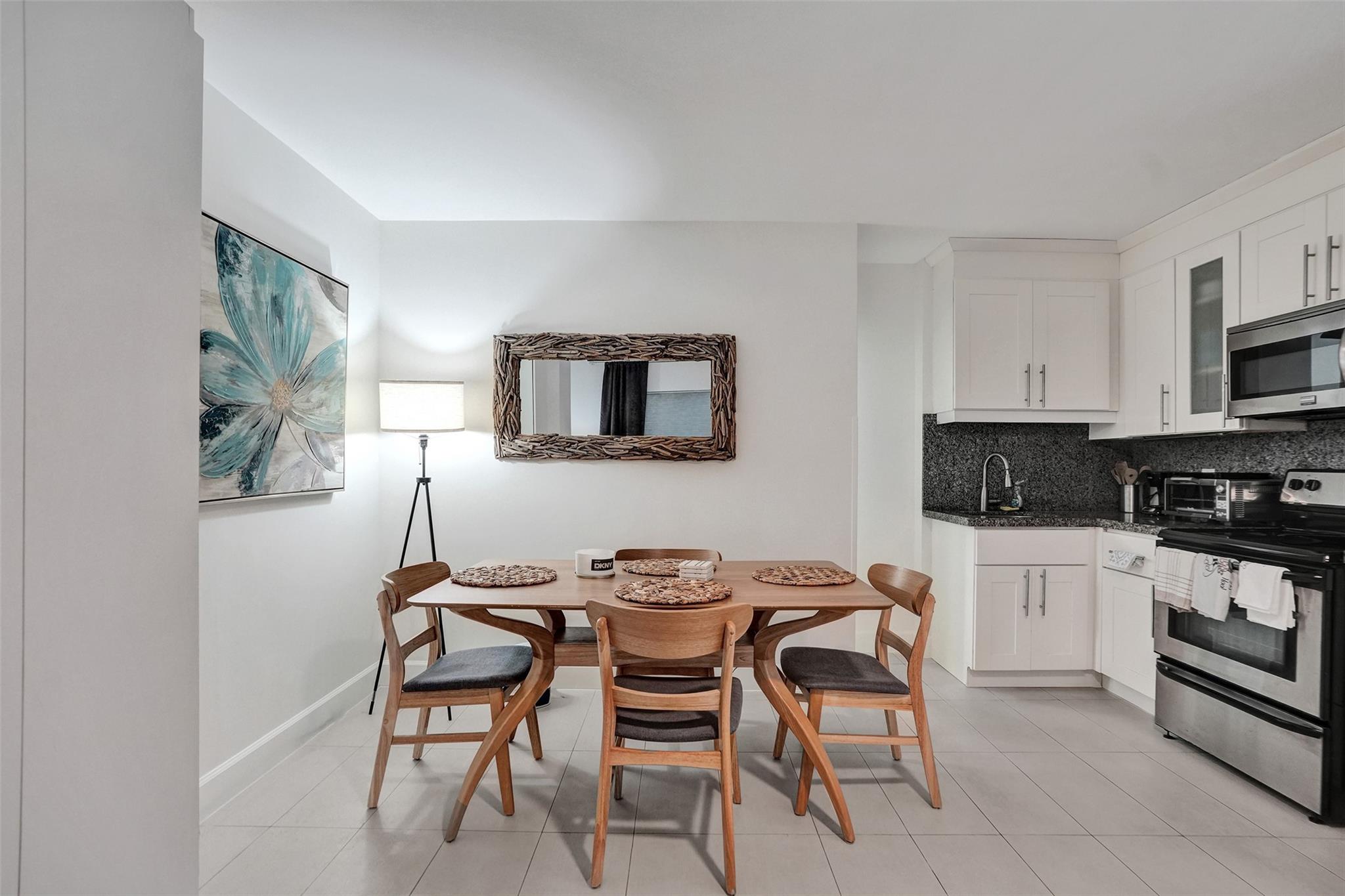 INTERNATIONAL STUDIO APT - Residential Lease