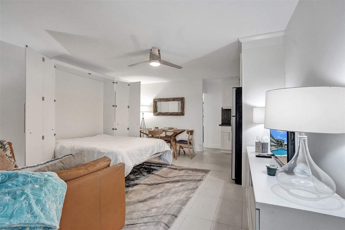 INTERNATIONAL STUDIO APT - Residential Lease