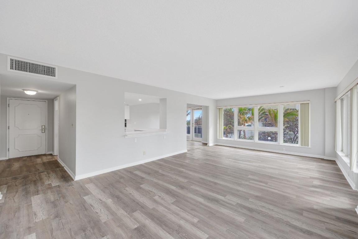 2066 N Ocean Boulevard 2sw