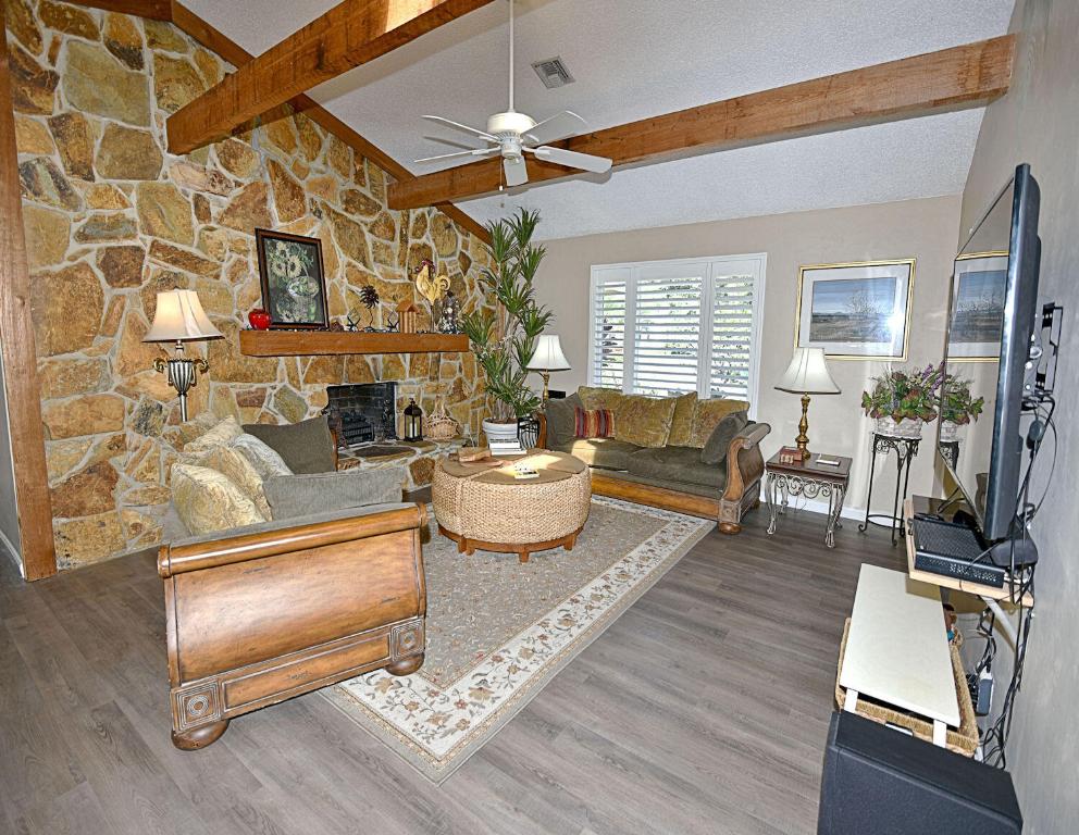 PGA RESORT COMMUNITY 1 - Residential