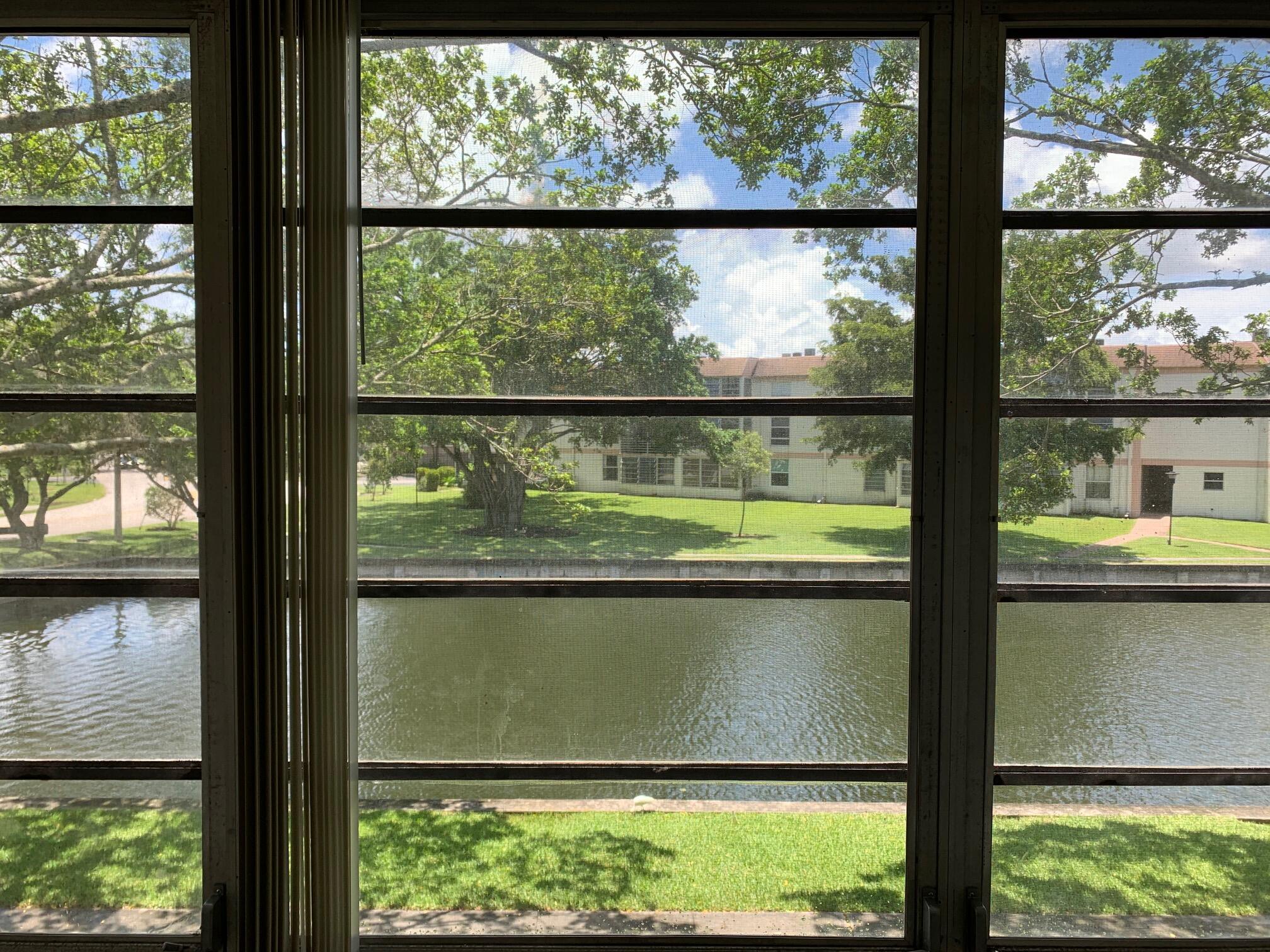 SANDS POINT CONDOMINIUM II - Residential