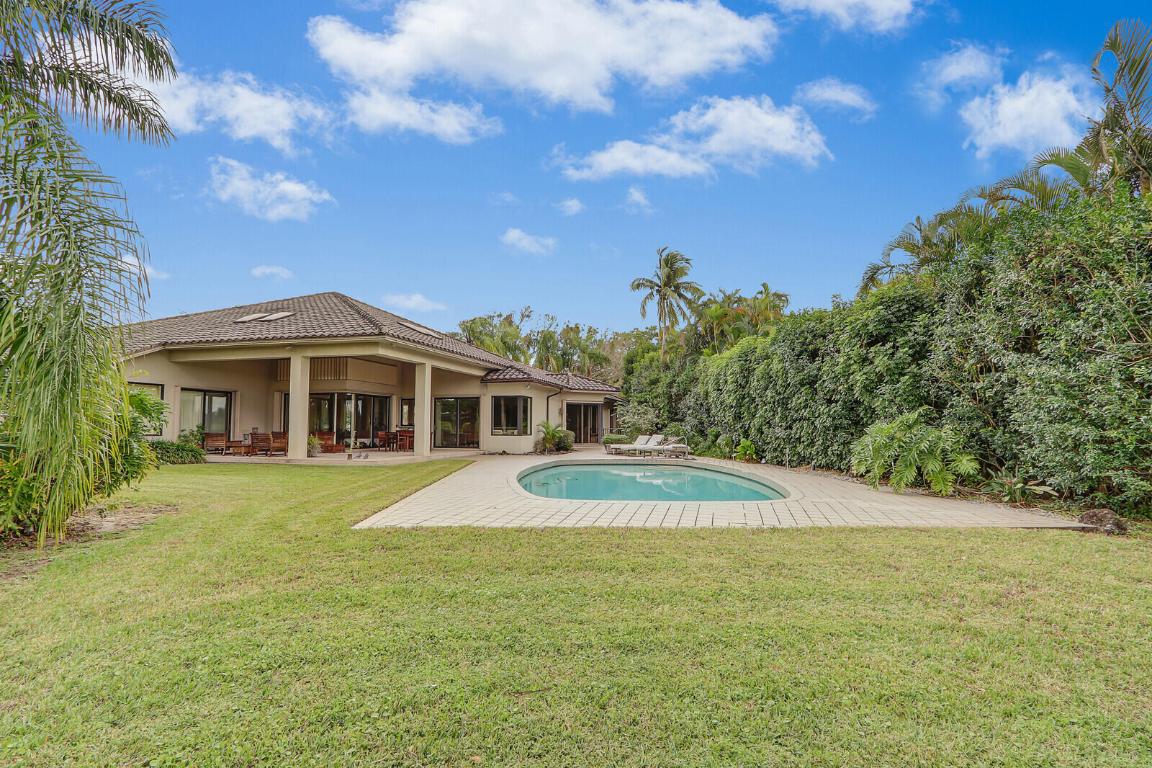 FRENCHMANS CREEK - Residential