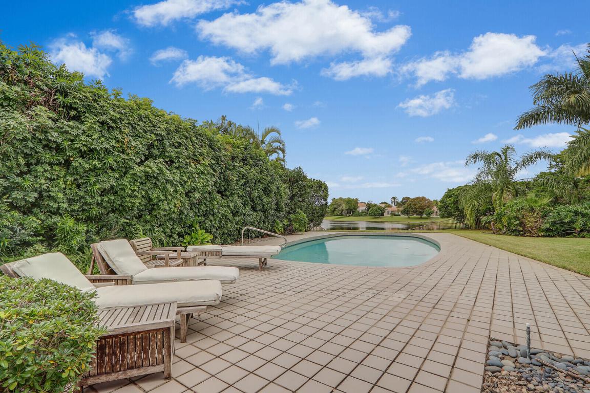 FRENCHMANS CREEK - Residential