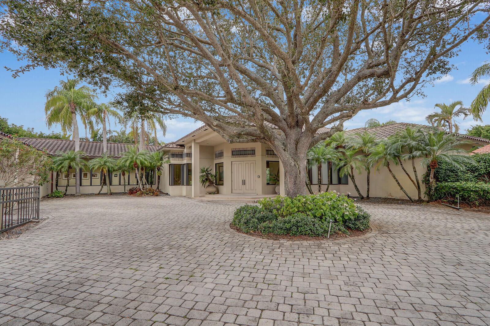 FRENCHMANS CREEK - Residential