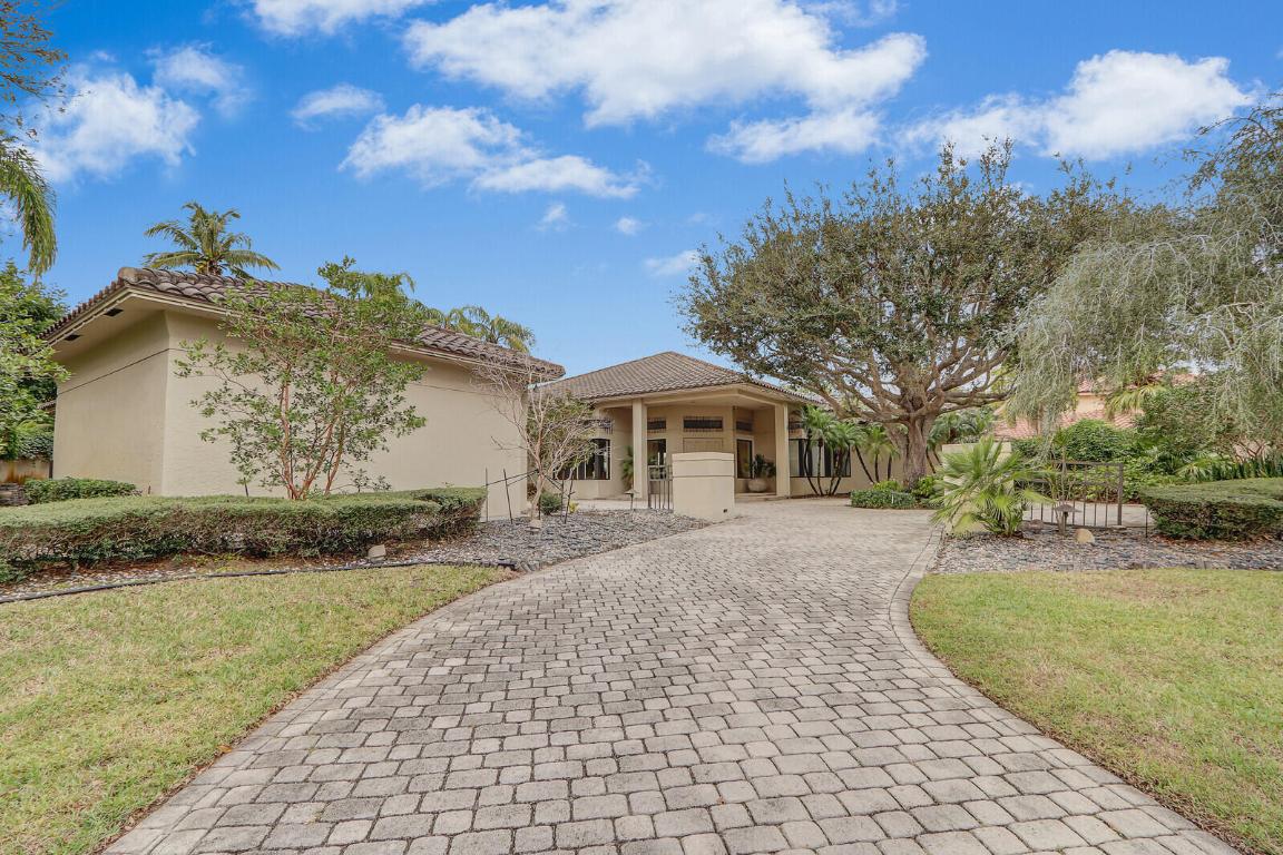 FRENCHMANS CREEK - Residential