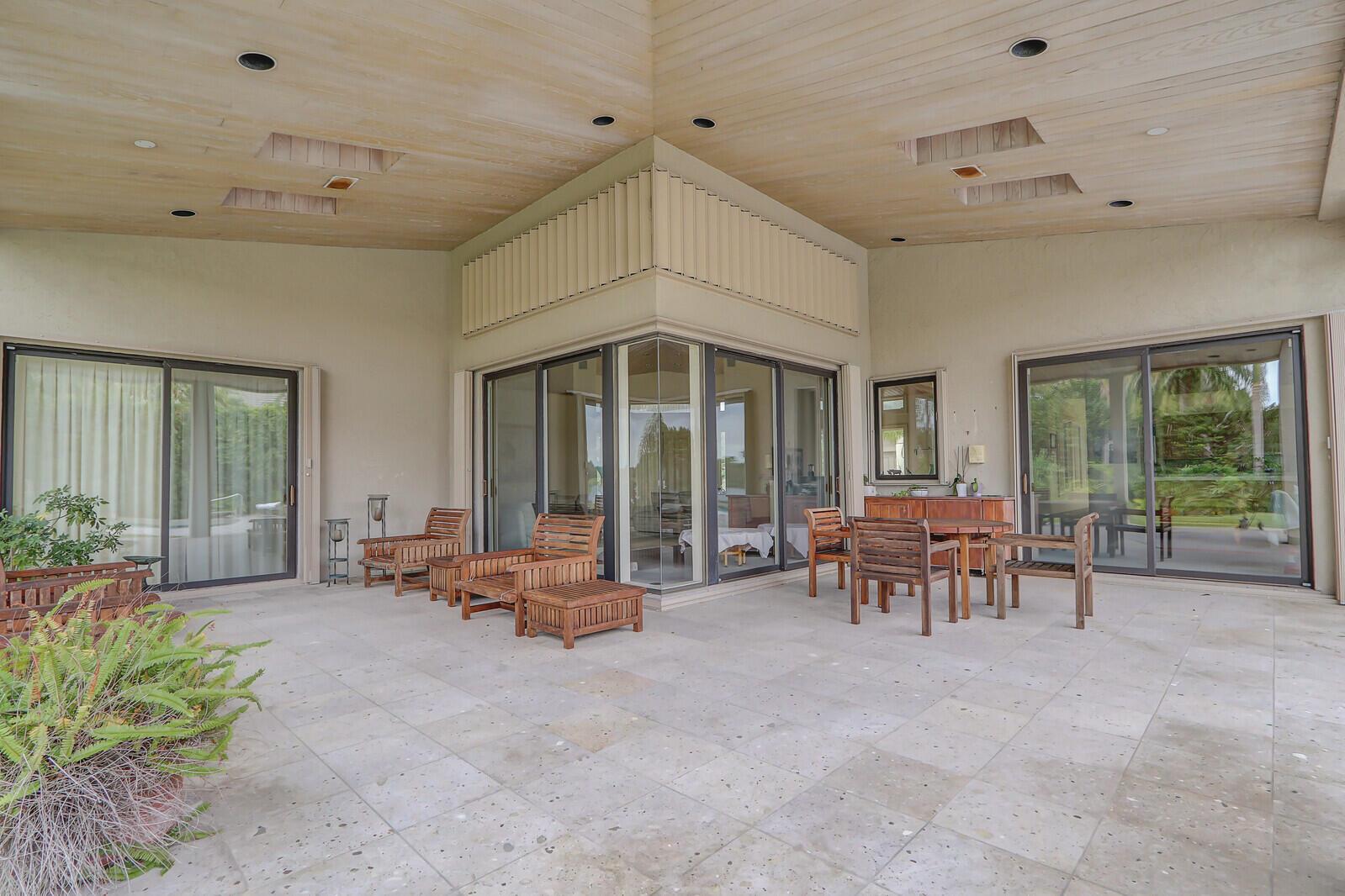 FRENCHMANS CREEK - Residential