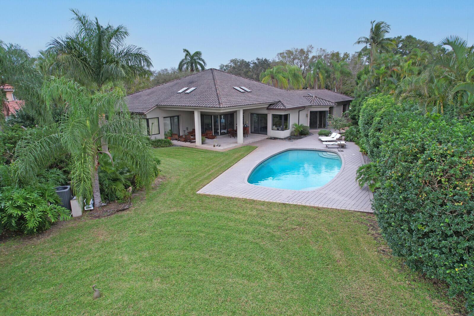 FRENCHMANS CREEK - Residential