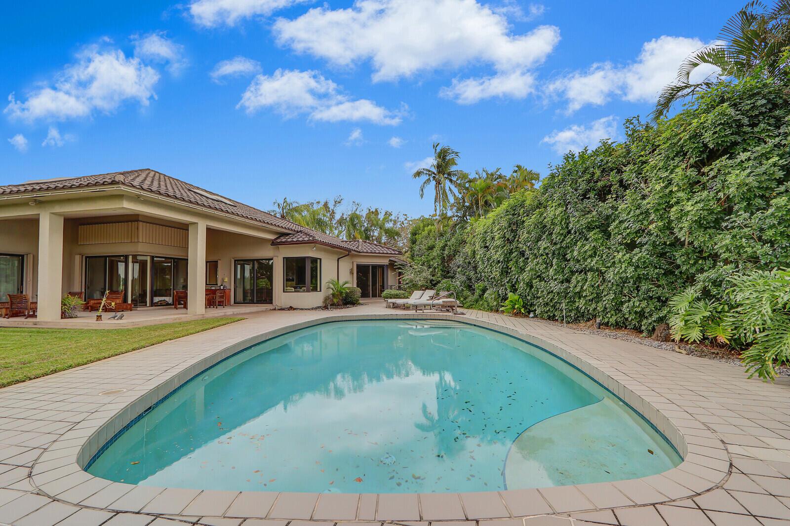 FRENCHMANS CREEK - Residential